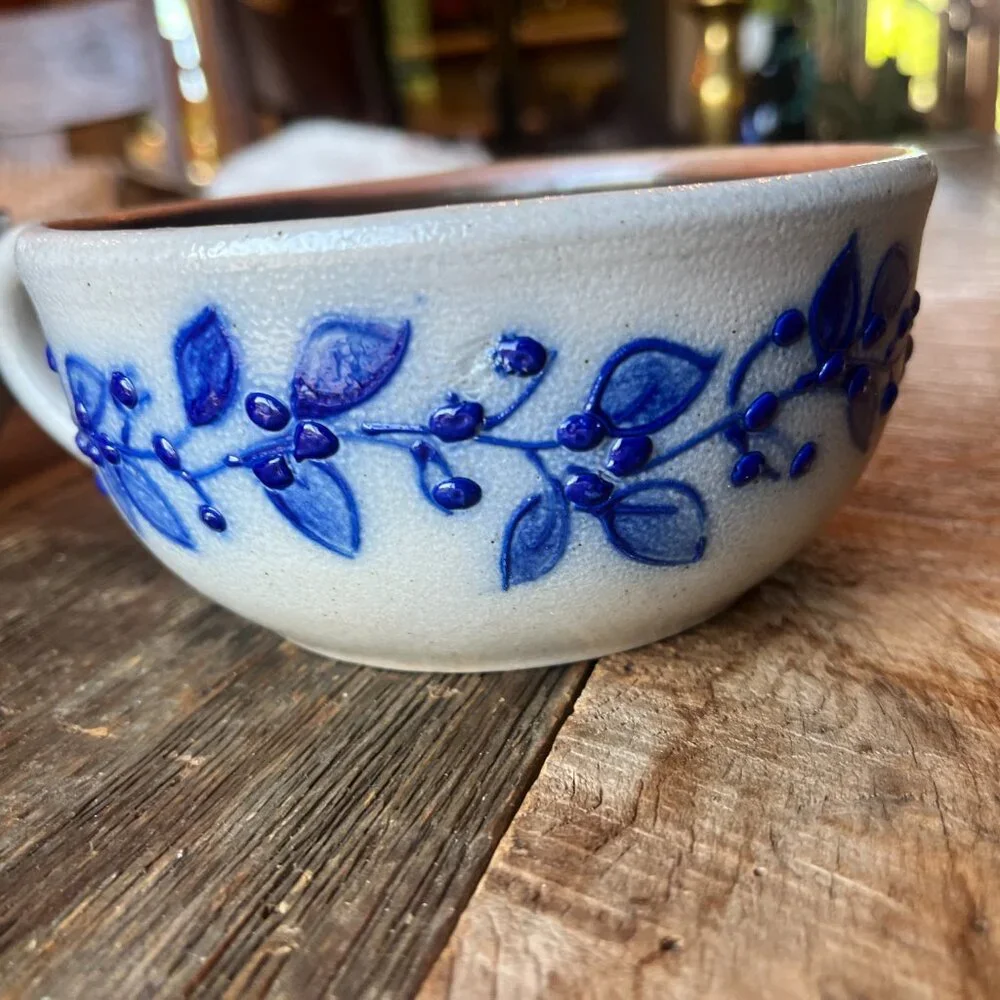 Vintage 2 Chowder Bowls Salmon Falls Stoneware Salt Glaze Pottery Blueberry Vine - Picture 3 of 8